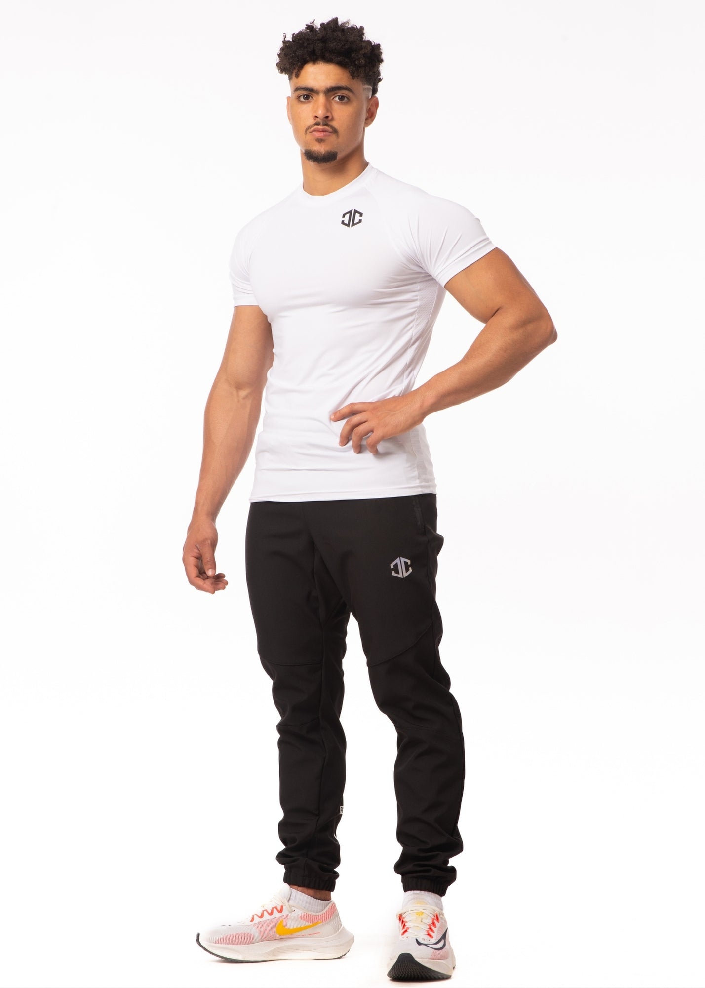 Ensemble – Tee + Jogger | CAPRA™