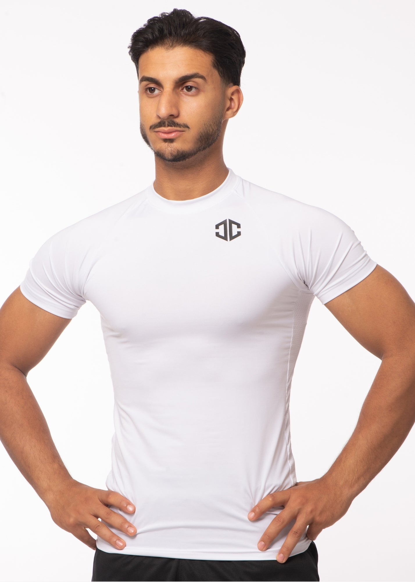 Tee de Compression – Blanc | CAPRA™