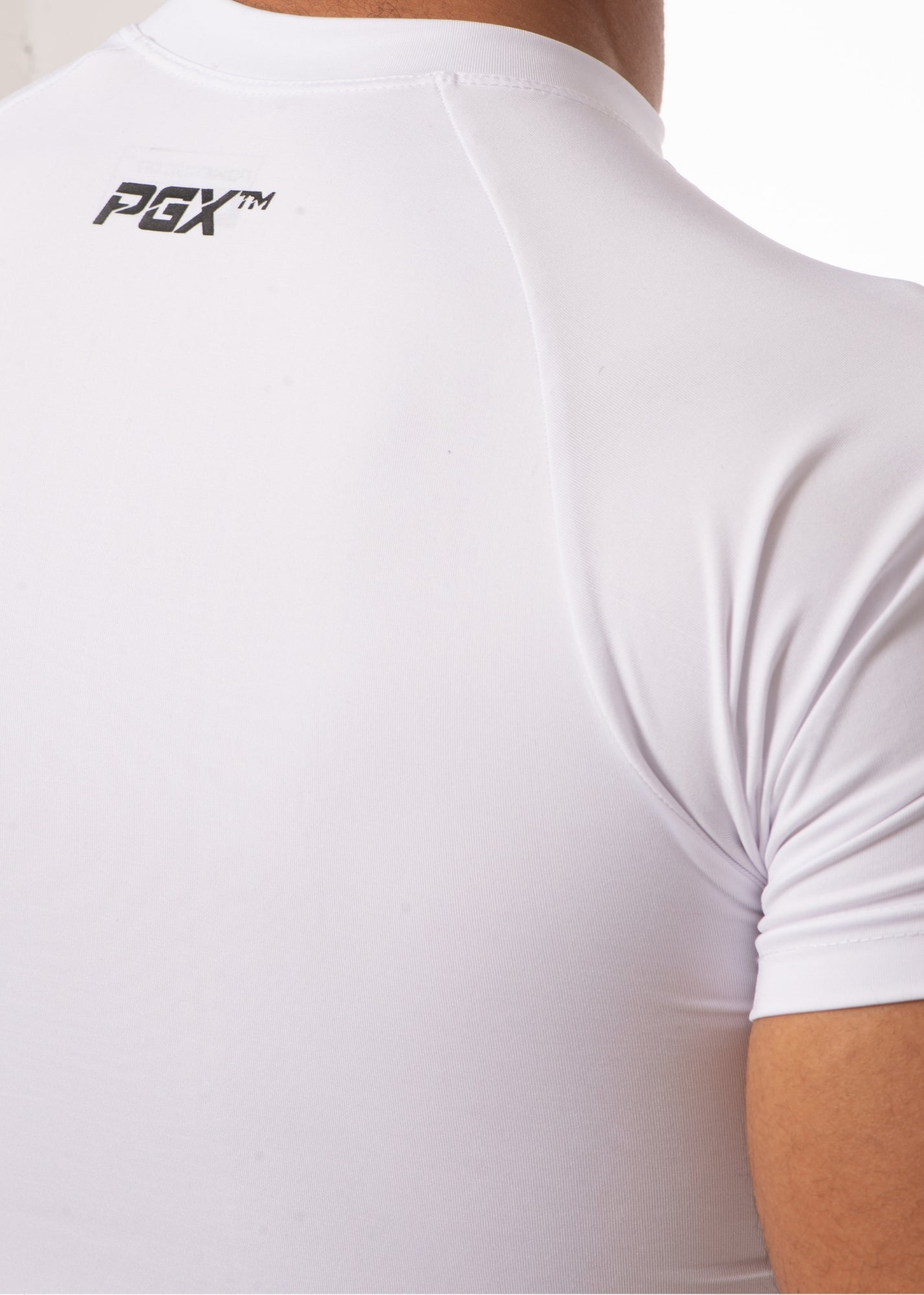 Tee de Compression – Blanc | CAPRA™