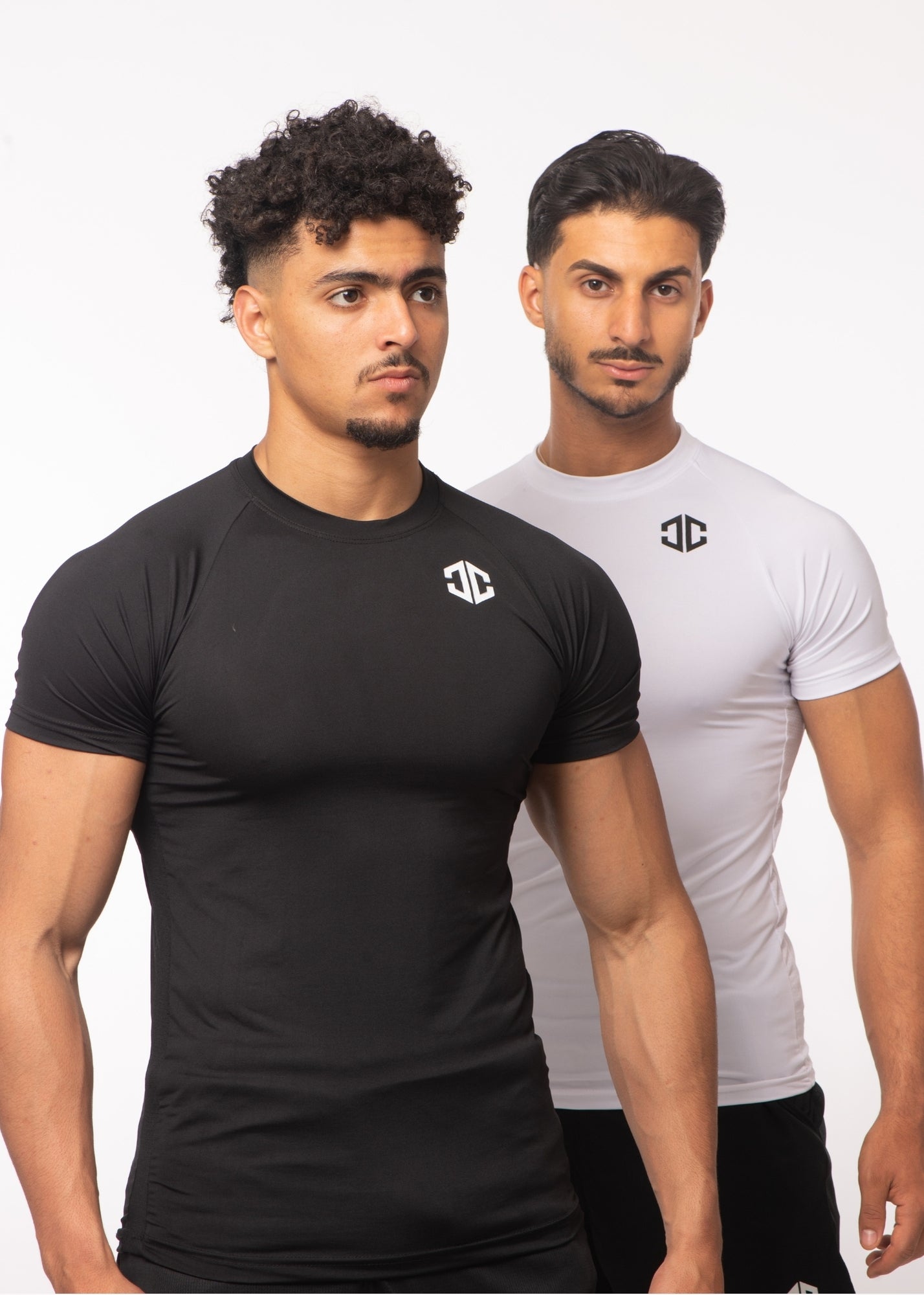 2 T-Shirts Compression Noir & Blanc | CAPRA™