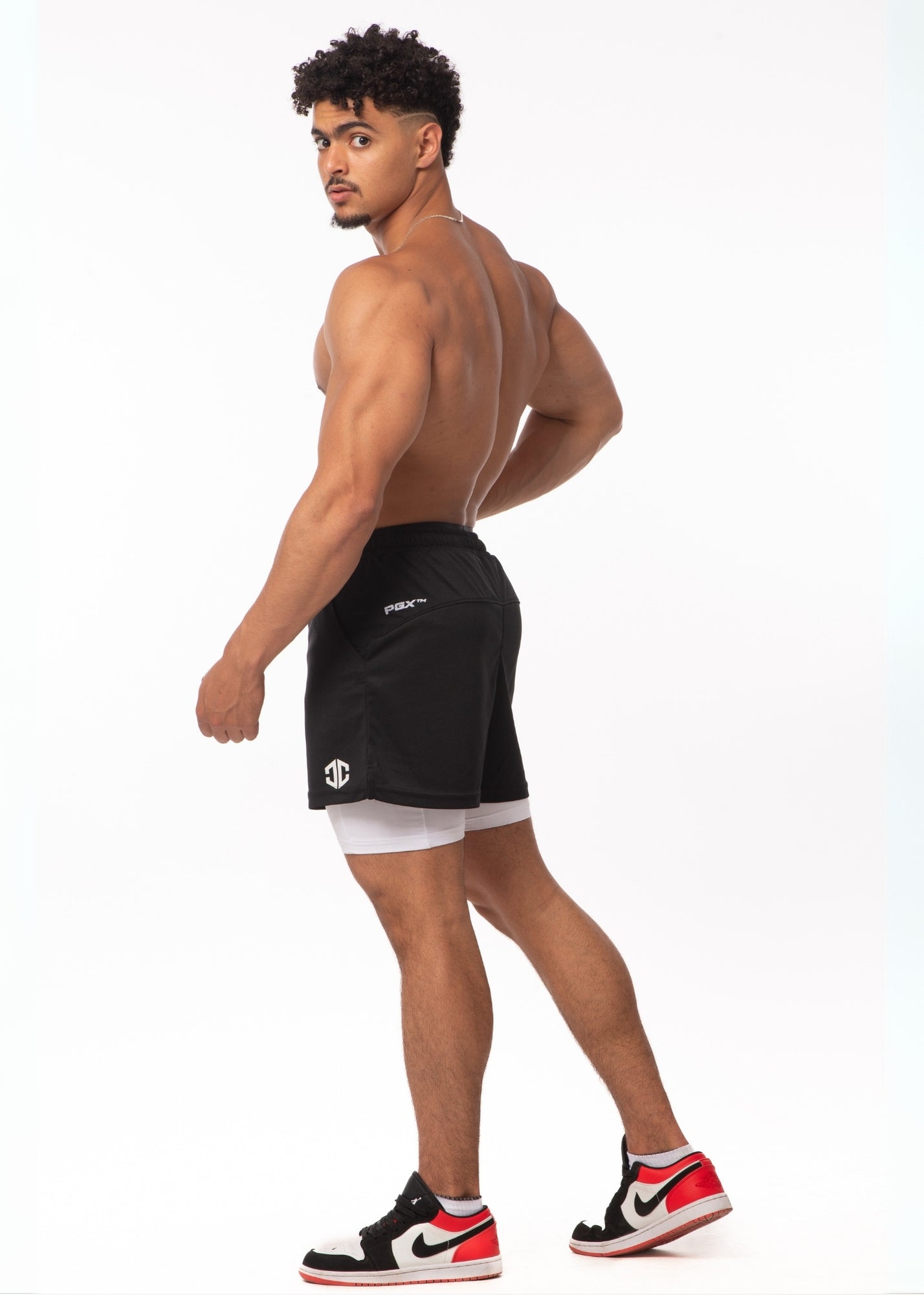Short 2-en-1 – Noir sur Blanc | CAPRA™