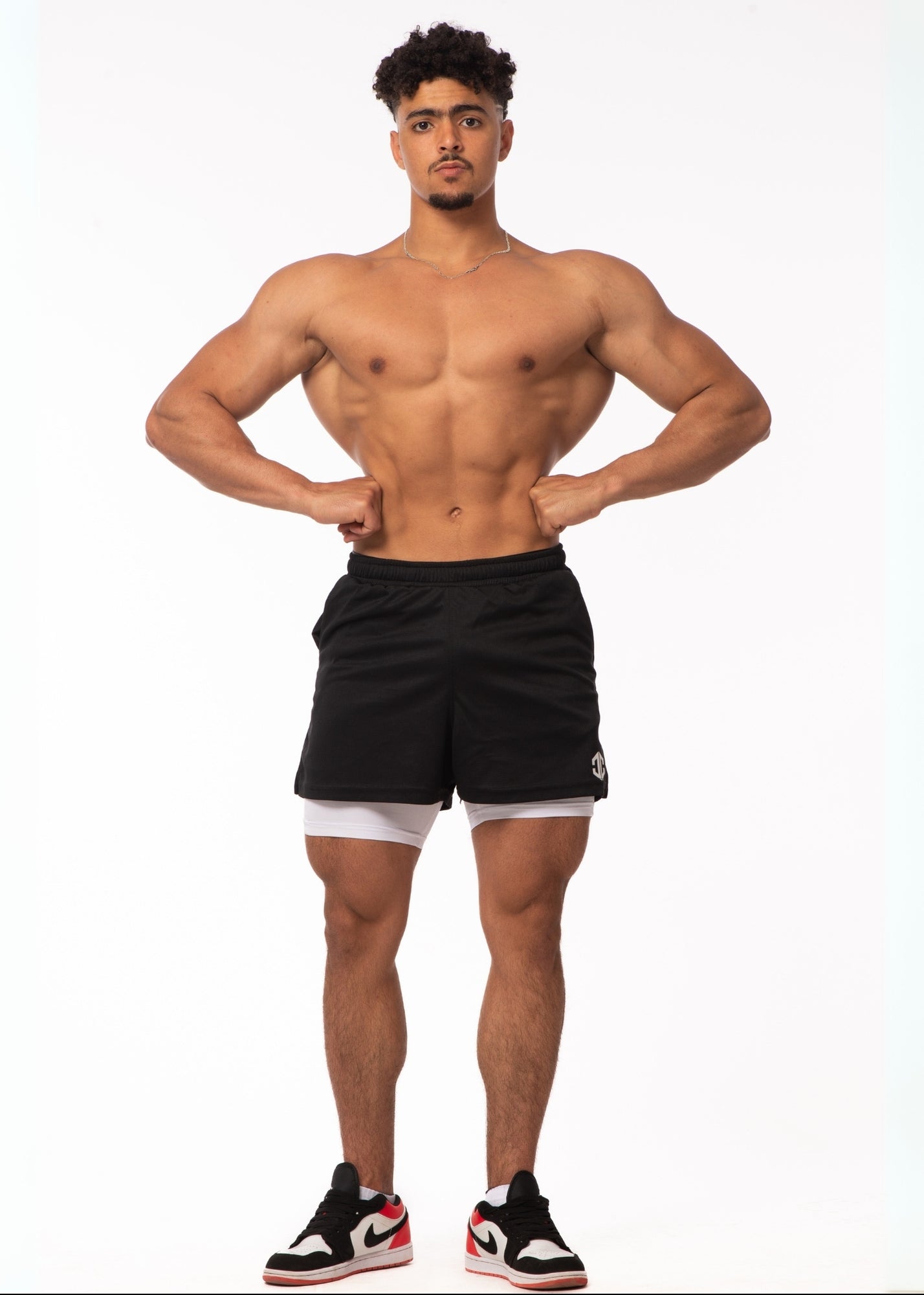 Short 2-en-1 – Noir sur Blanc | CAPRA™