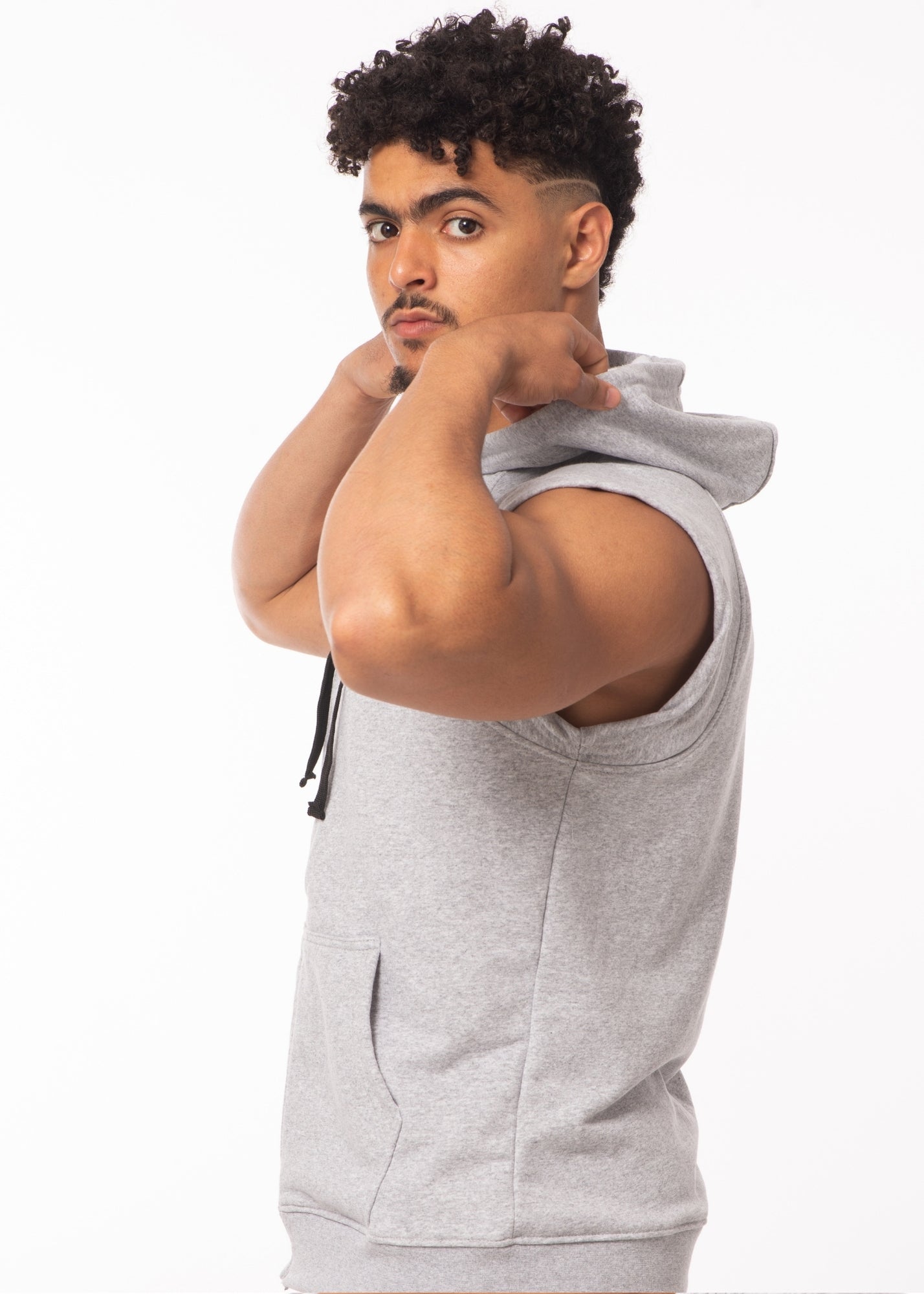 Hoodie Sans Manches Zip – Gris | CAPRA™